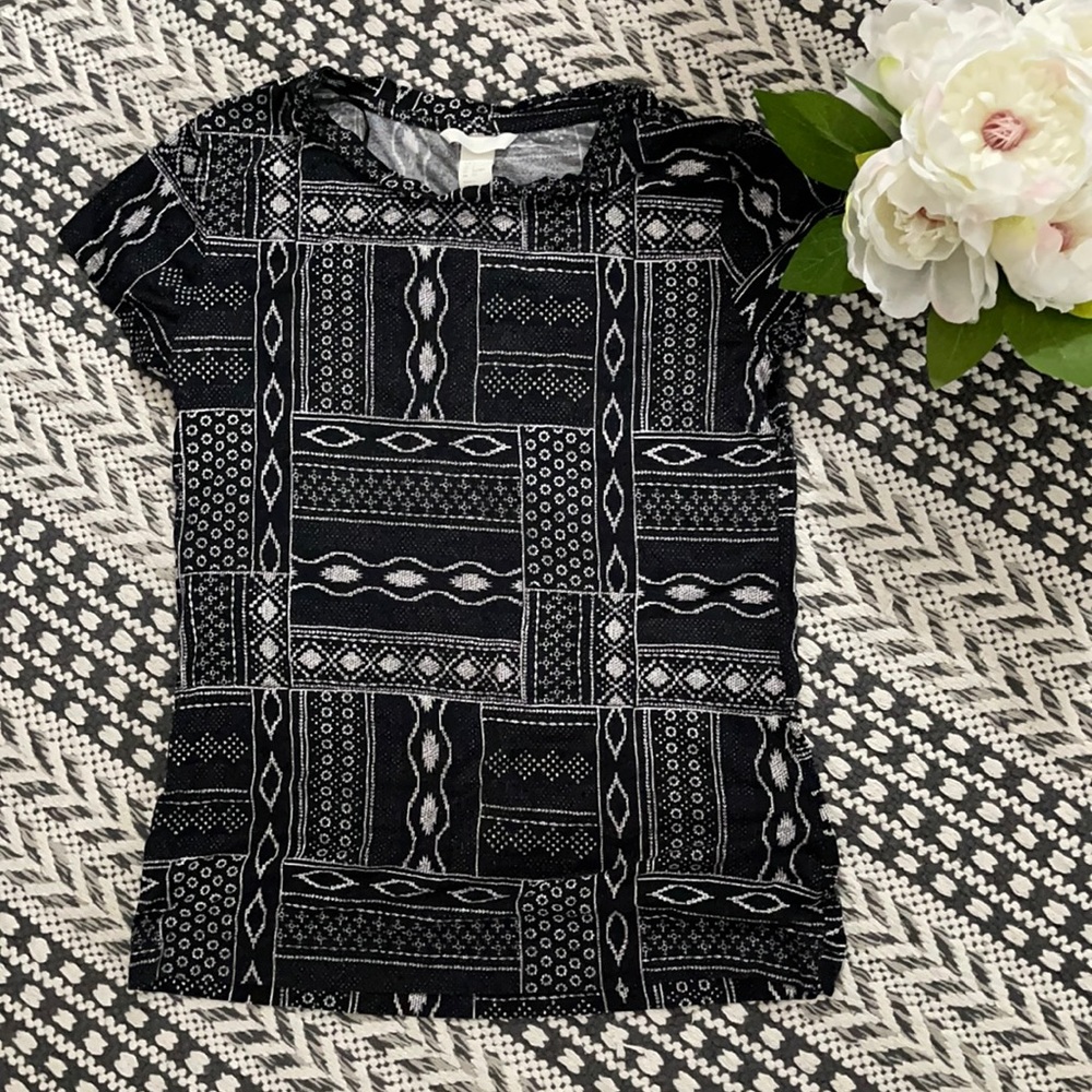 ✨2/20$✨H&M Stretchy T-shirt size S